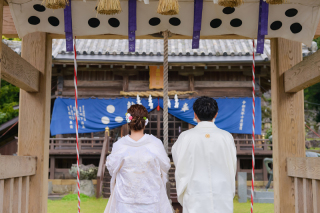 神前にてふたりの誓い