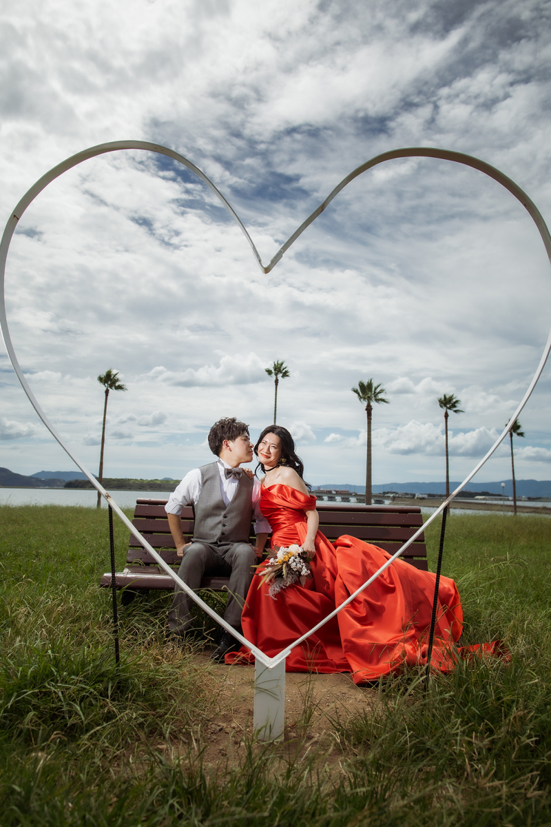 愛を描くハートのフレーム