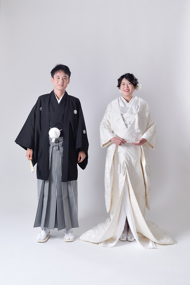 伝統的な和装の結婚式