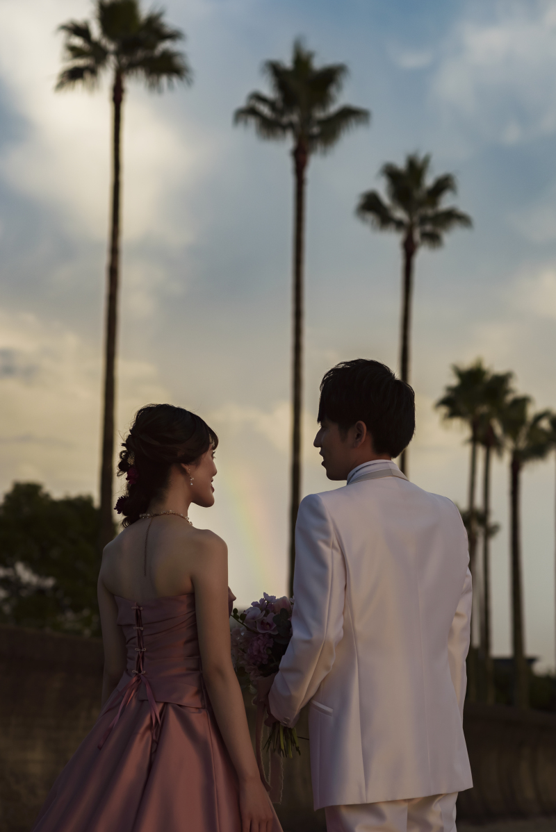 夕暮れに溶け込む、特別な瞬間