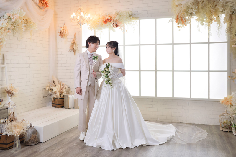 春の光に包まれて ― 永遠を誓う瞬間