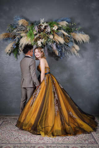 華やかな彩りと共に描く、ふたりの未来