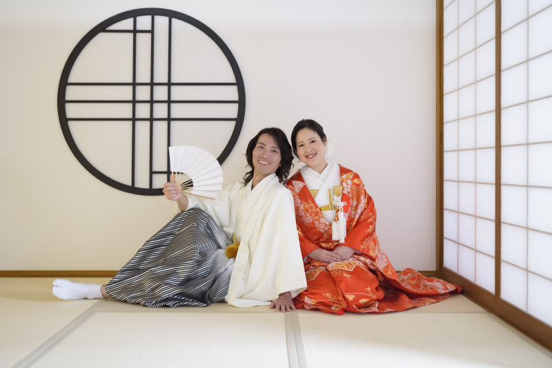 華やかな色打掛で和装撮影