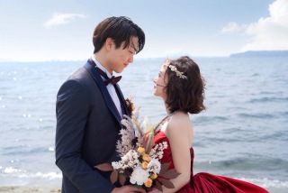 お手軽に海が撮影できる「ガラスの砂浜」＆スタジオ撮影