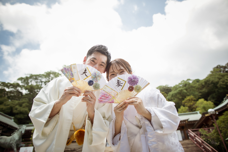 夫婦扇子で笑顔をひとつに