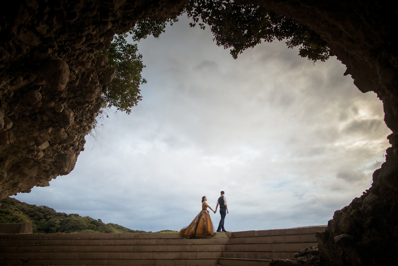 自然のフレームに包まれた愛