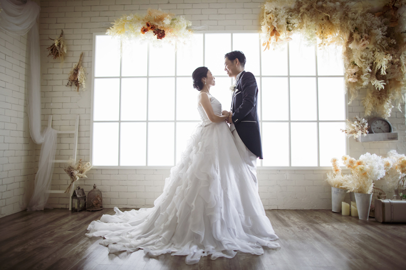 【衣装2着目無料】洋装２着ハウススタジオプラン　/　衣装２着・着付ヘアメイク・髪飾りアクセサリー・台紙・レタッチ込み