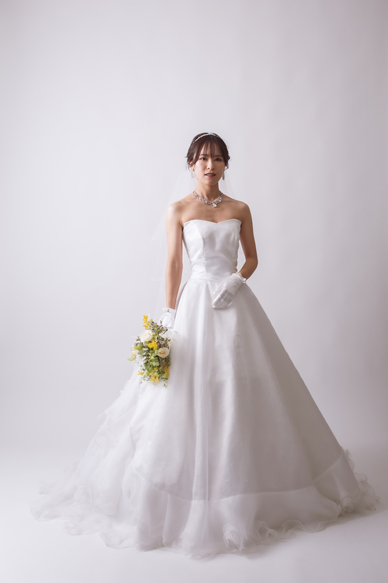 【衣装2着無料】ドレス2点ベーシックスタジオプラン/衣装・着付ヘアメイク・髪飾りアクセサリー・台紙付き・レタッチ込み