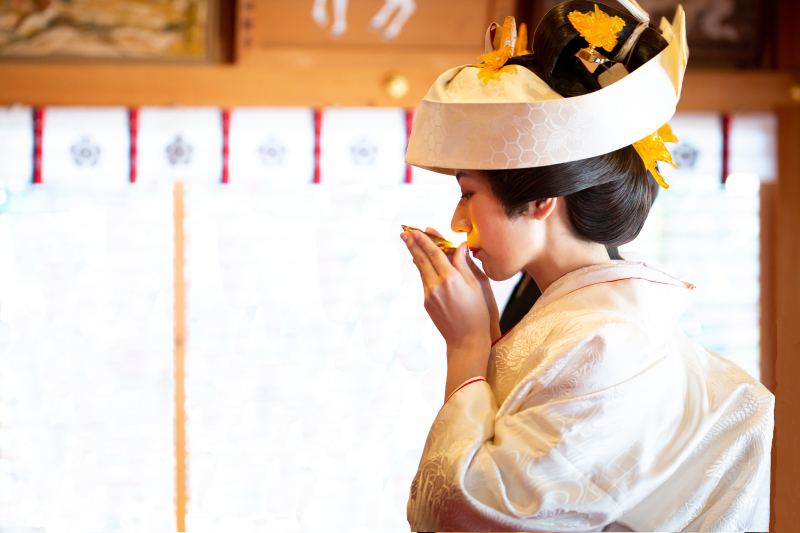 神社挙式プラン　/　衣装2着・着付け・ヘアメイク・髪飾り・データ込み