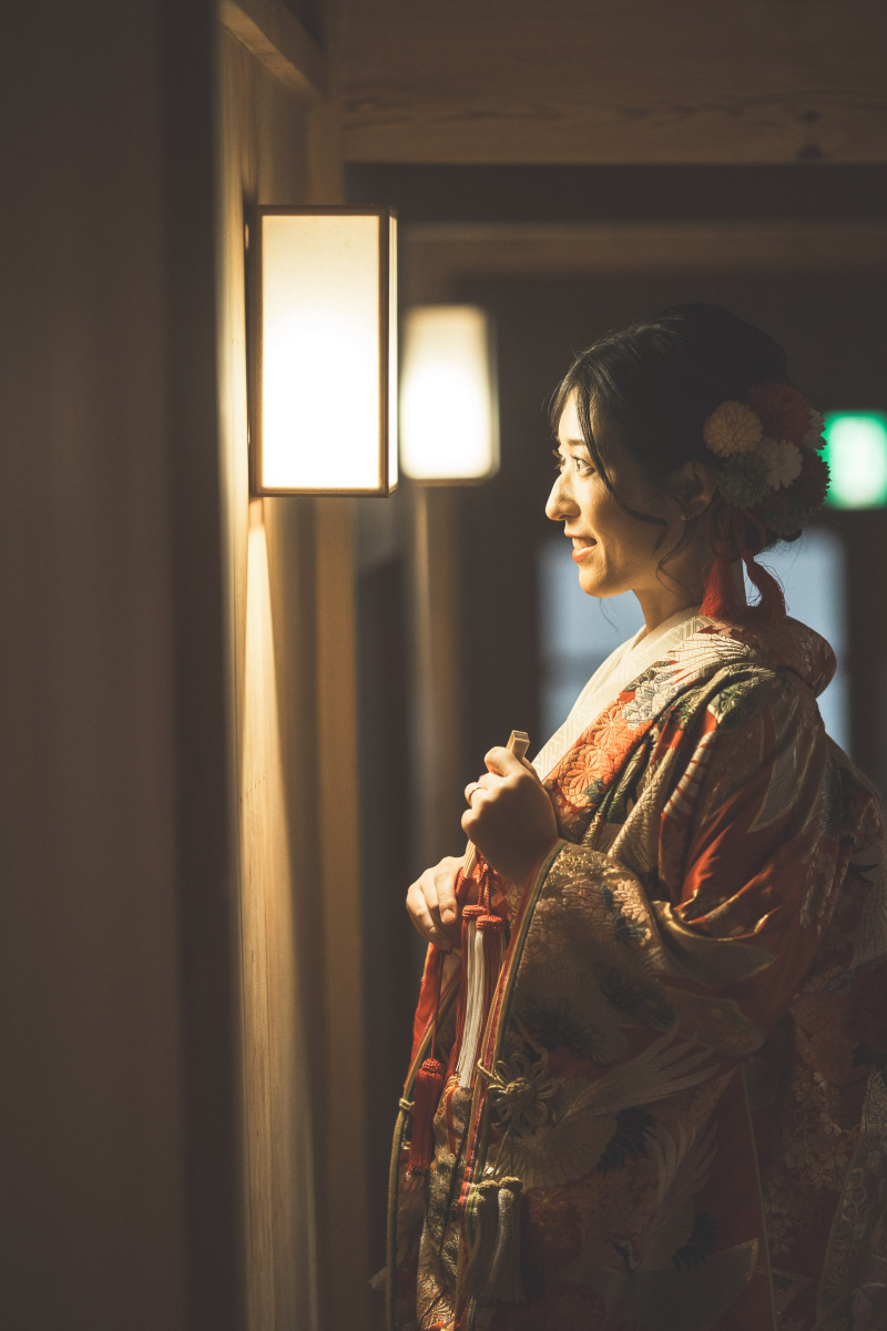 壁の光を生かして撮影