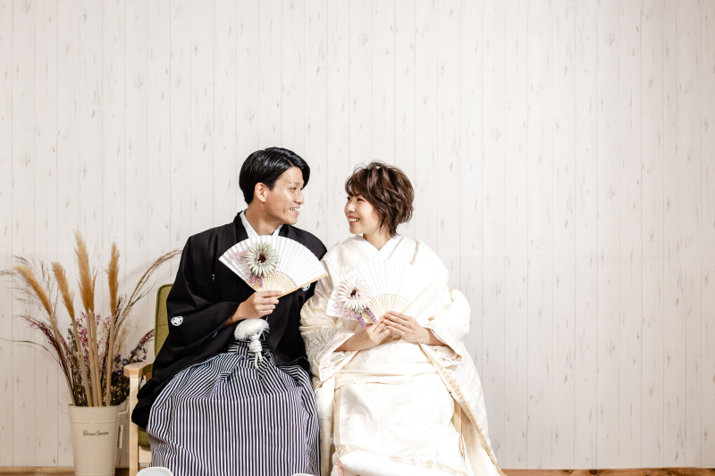 ご希望の方はもちろん事前来店でご衣裳選びも承れます