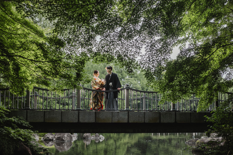 7月8月 お好きな衣装でスタジオ1着ロケ1着の合計二着撮影 86,000〜