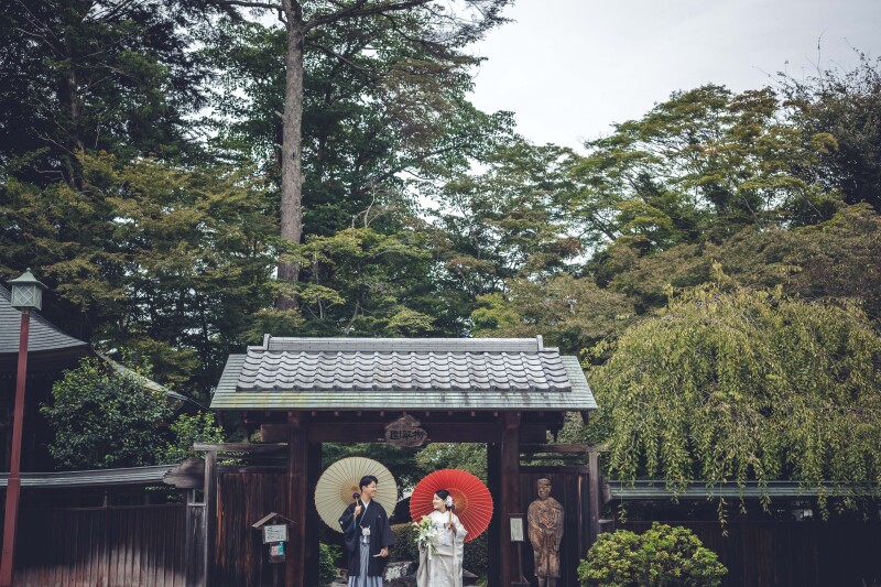 1月2月　お得！スタジオ1着＋菊翠苑庭園、和室1着　お好きな衣装2着（衣装差額なし！）84,000円　レタッチ済データ130つき