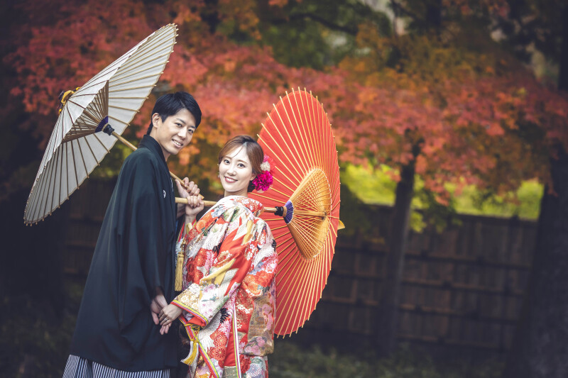 おすすめ♪ 日光紅葉1着ロケ+1着スタジオ お好きな衣装2着 100レタッチ済みデータ付 105,000円