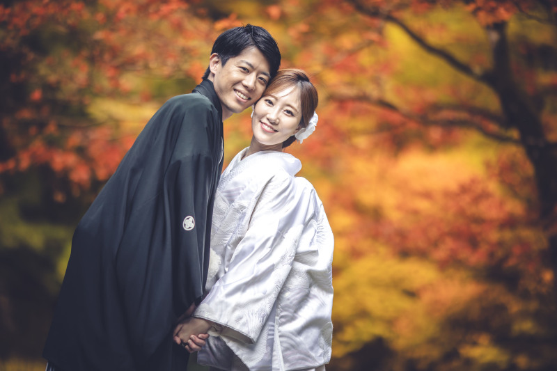 おすすめ♪ 日光紅葉1着ロケ+1着スタジオ お好きな衣装2着 100レタッチ済みデータ付 105,000円