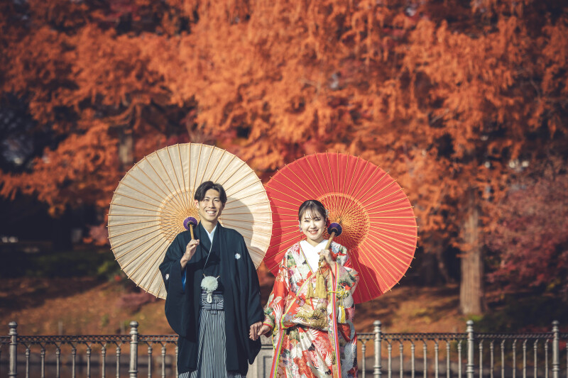 お得♪ 和装紅葉ロケ+スタジオ撮影 お好きな衣装2着(1着はスタジオ撮影)ロケ掬翠苑か日本庭園のいずれか 105,000円