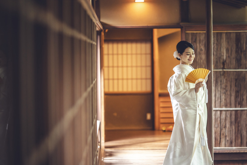 1月2月菊翠苑と日本庭園で撮影する2着プラン（衣装差額なし）110,000円　レタッチ済みデータ200つき