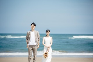海ロケプラン9月～11月の撮影　衣裳1着（差額無し）・美容・撮影データ100カット付