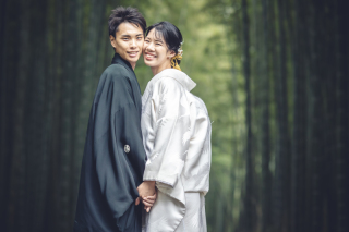 10月撮影　110000円⇨73000円　竹林が圧巻の【若竹の杜】で撮影　お好きな衣装を1着（衣装差額なし）データ１００付