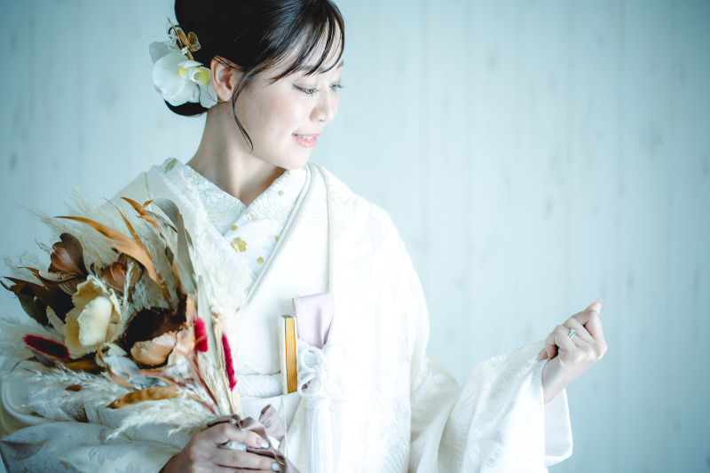 7月8月 お好きな衣装でスタジオ1着ロケ1着の合計二着撮影 86,000〜