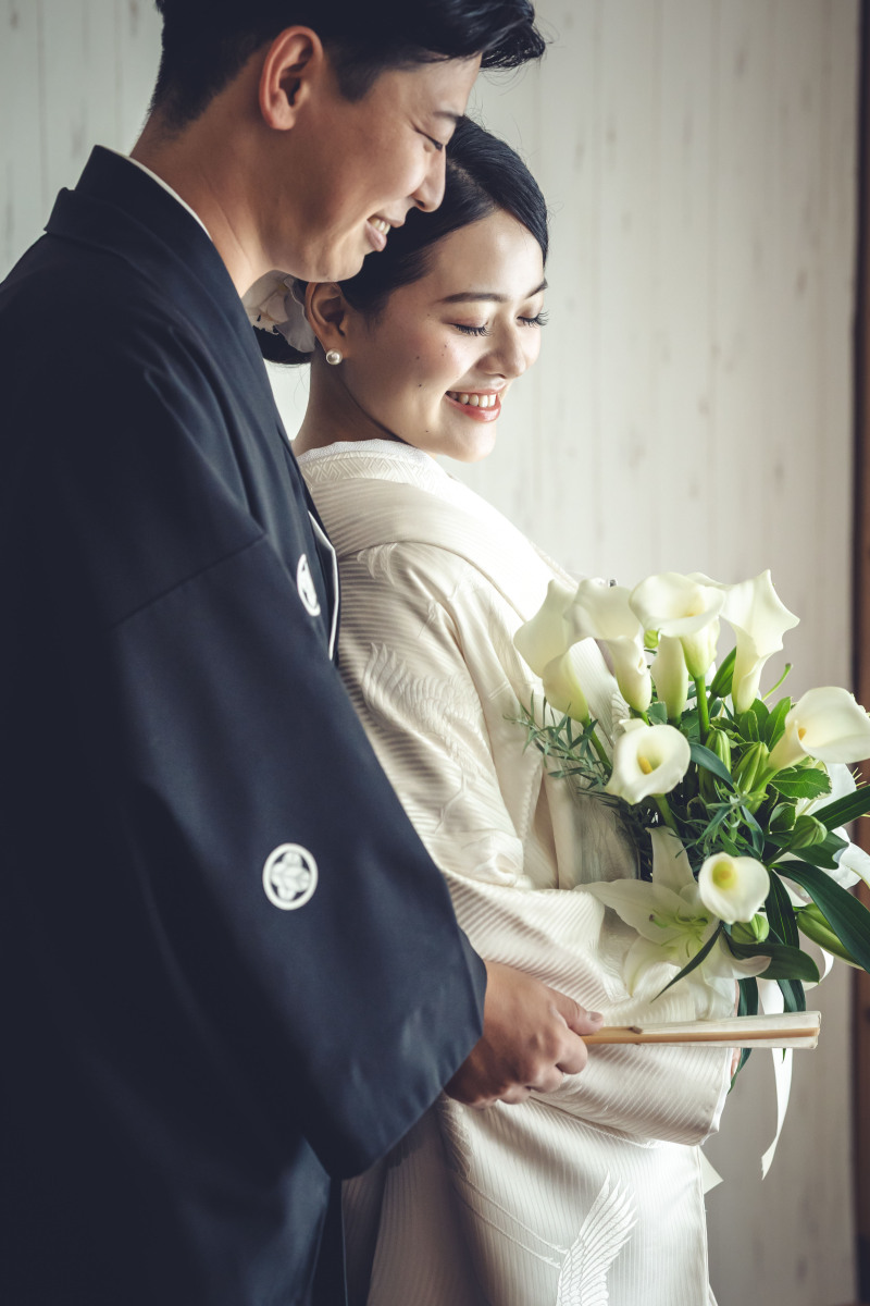 １月２月スタジオ1着＋日本庭園ロケ1着　お好きな衣装2着（衣装差額なし）75,000円　１３０レタッチ済みデータ付