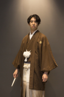 紋付袴（こげ茶）