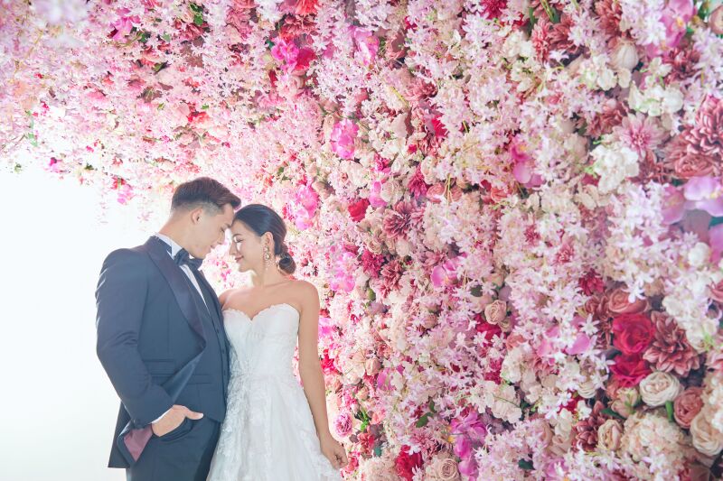 洋装1着スタジオ撮影プラン 撮影100カット+納品データ30カット付き/レタッチ&美肌補正付き