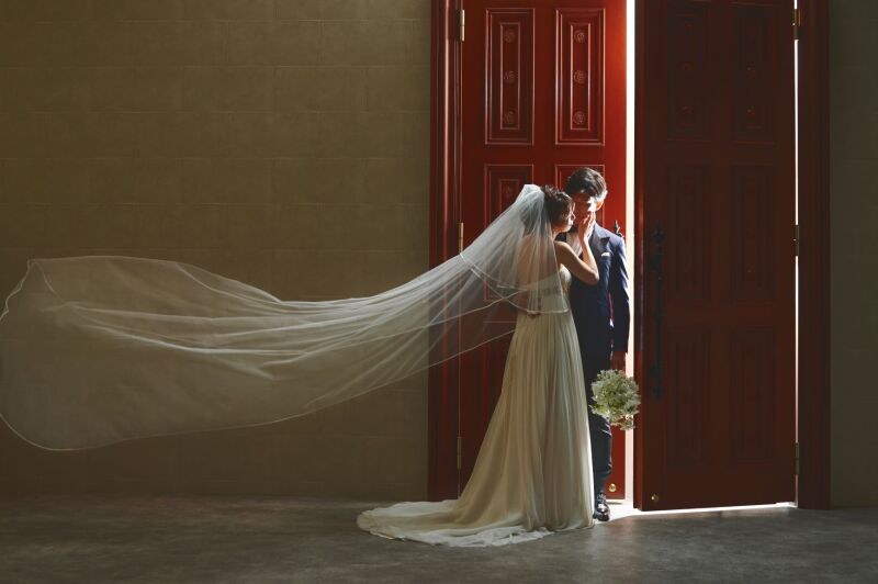 【スタジオ人気No.1】衣装2着プレミアムプラン 撮影300カット+納品データ50カット/レタッチ&美肌補正付