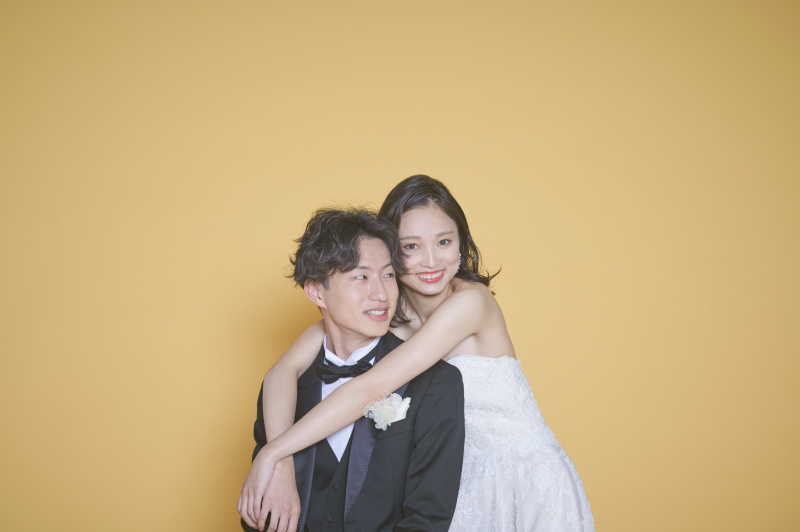 洋装1着スタジオ撮影プラン 撮影100カット+納品データ30カット付き/レタッチ&美肌補正付き