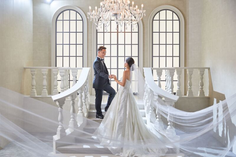 洋装&和装2着スタジオ撮影プラン 撮影300カット+納品データ50カット/レタッチ&美肌補正付き