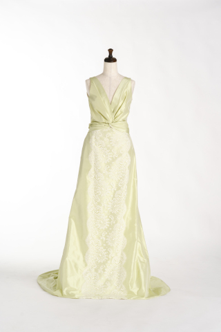 collardress　2052