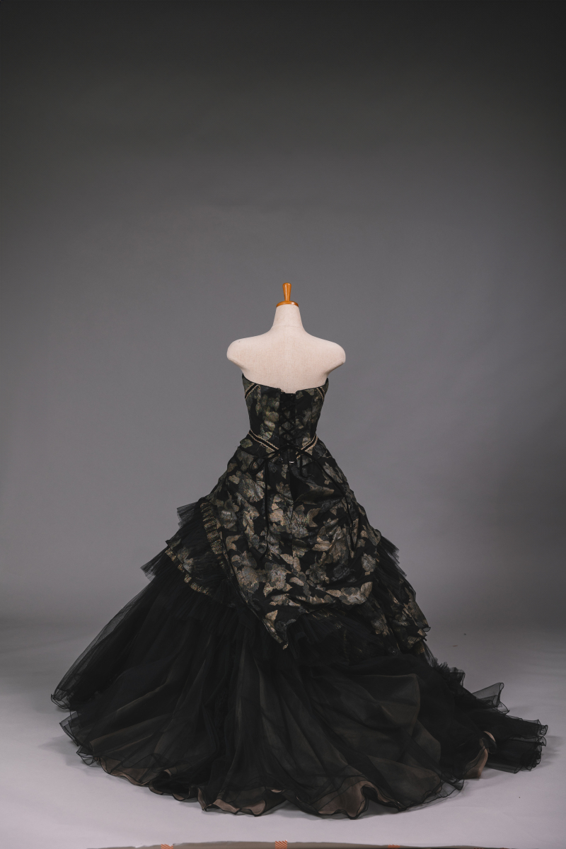 collardress　1895