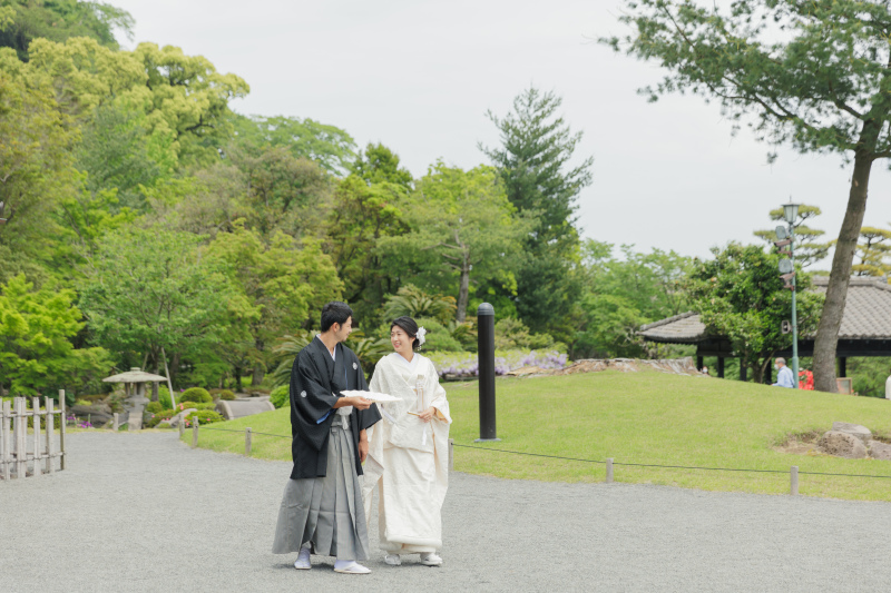 庭園の中を散歩