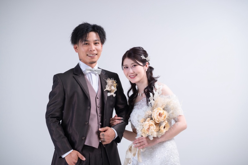 おふたりの晴れやかな姿
