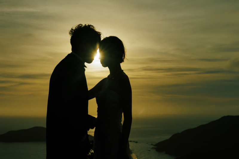 夕日をバックに