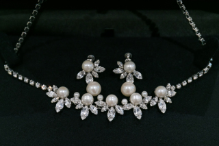 ネックレス&イヤリング