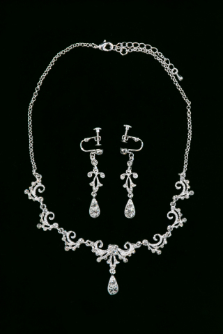 ネックレス&イヤリング