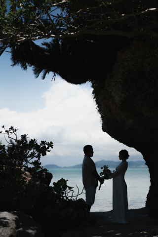 シルエットフォトでロマンチックな撮影も得意です！ロマンティックな写真撮影もお任せください。