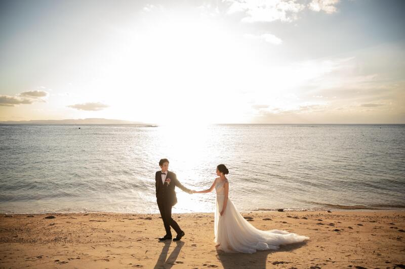 【絶景ビーチ&サンセットフォトプラン】衣裳・撮影・ヘアメイクすべて込み(撮影データ130カット)