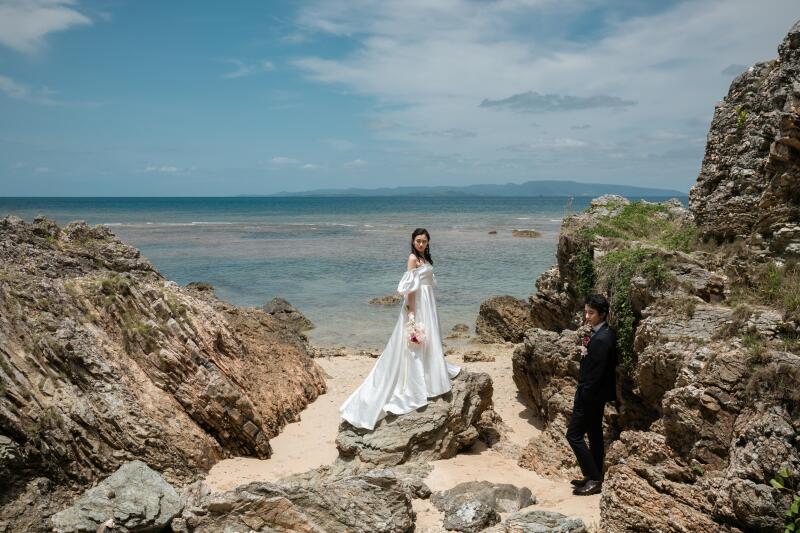 【成約特典/ドローンフォト】期間限定☆衣裳選び放題/撮影100カット/土日祝も対象!【岩場ビーチフォトプラン】