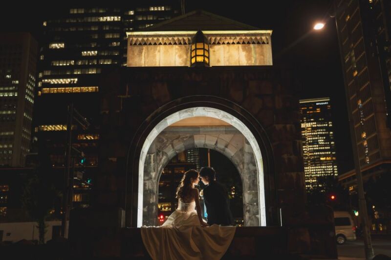 おでこをコツンと