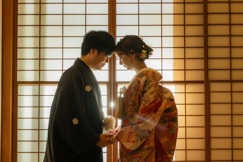 日本庭園内の和室で・・