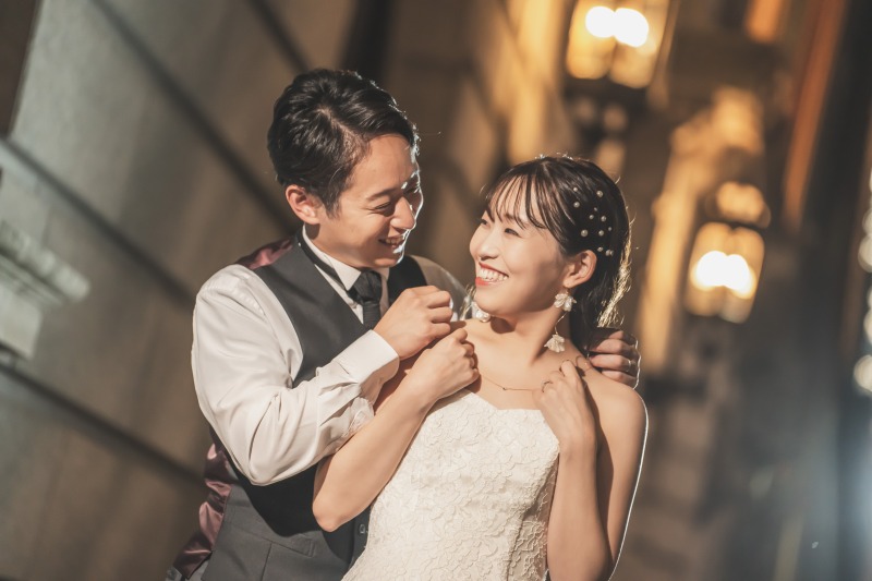 和装はリニューアルしたスタジオでの撮影 ドレスは東京駅ナイト撮影