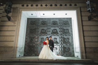 和装はスタジオ、ドレスは東京駅ナイト撮影