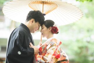 お好きな和装を２着着て庭園とスタジオで撮影