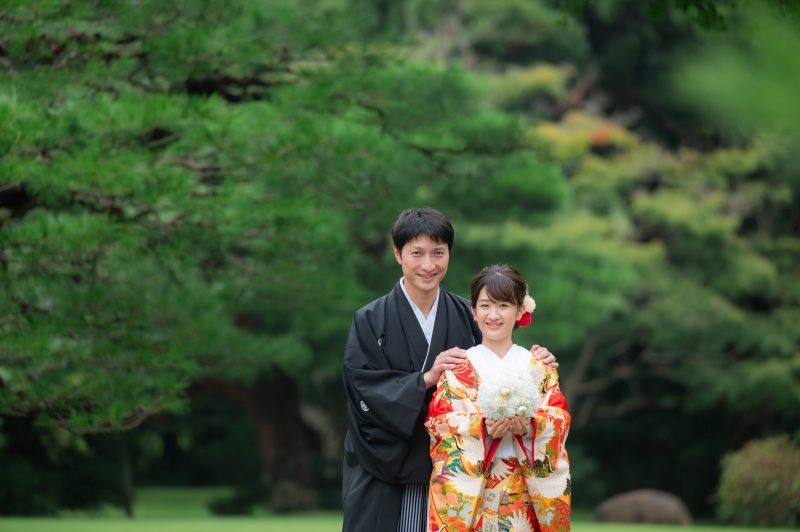 和装2着着てロケーションとスタジオで撮影