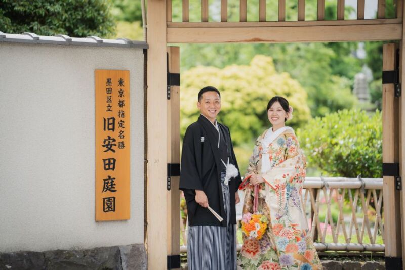 和装は旧安田庭園で撮影