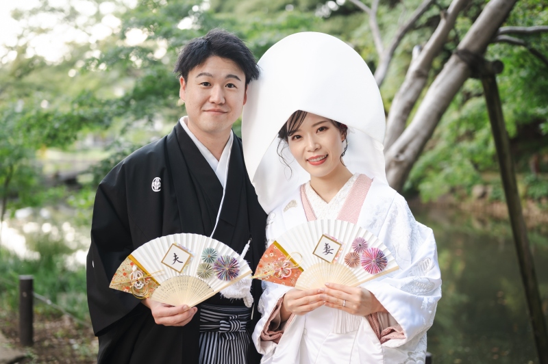 和装は肥後細川庭園で撮影、ドレスは東京駅のナイト撮影の和洋弐点プラン