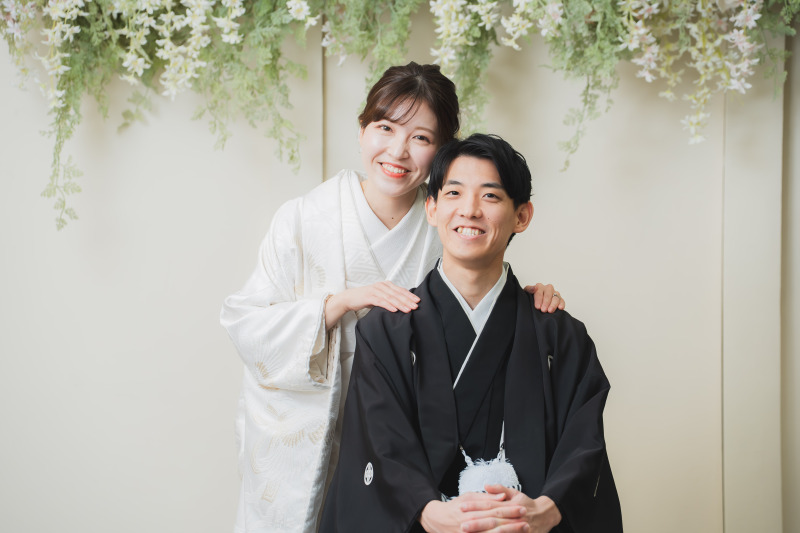 さまざまな背景で