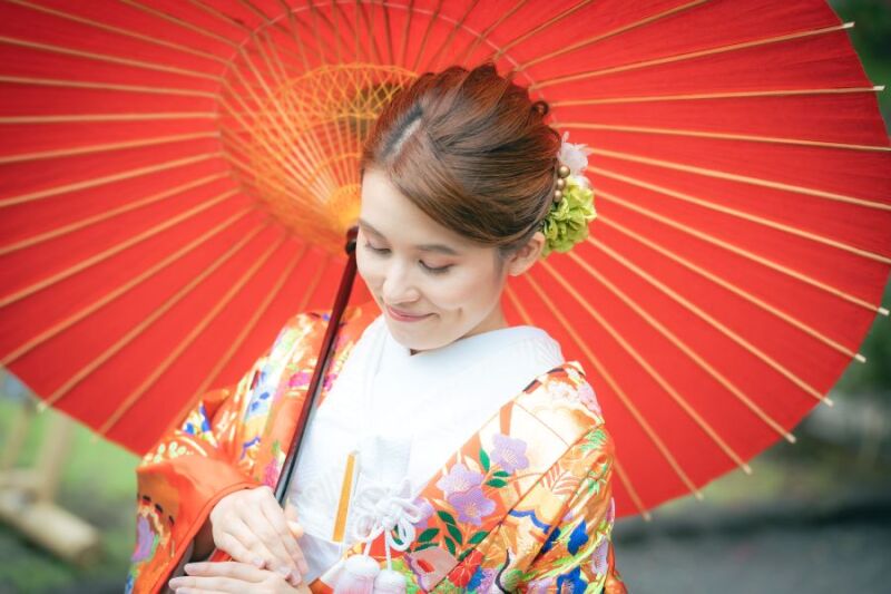 華雅苑 銀座店_色打掛・着物が豊富